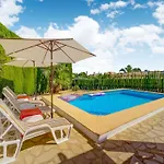 Sunny Family Villa, Κάλπε