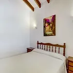 Sunny Family Villa, Βίλα