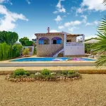 Sunny Family Villa, *