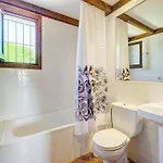 Sunny Family Villa, Βίλα