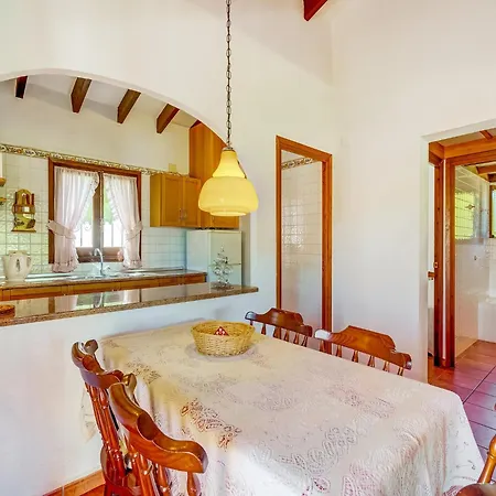 Sunny Family Villa, * Κάλπε