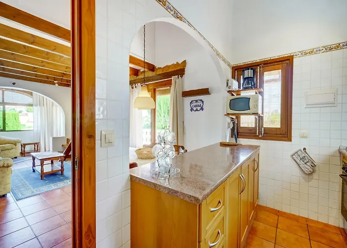 Villa Sunny Family Villa, *