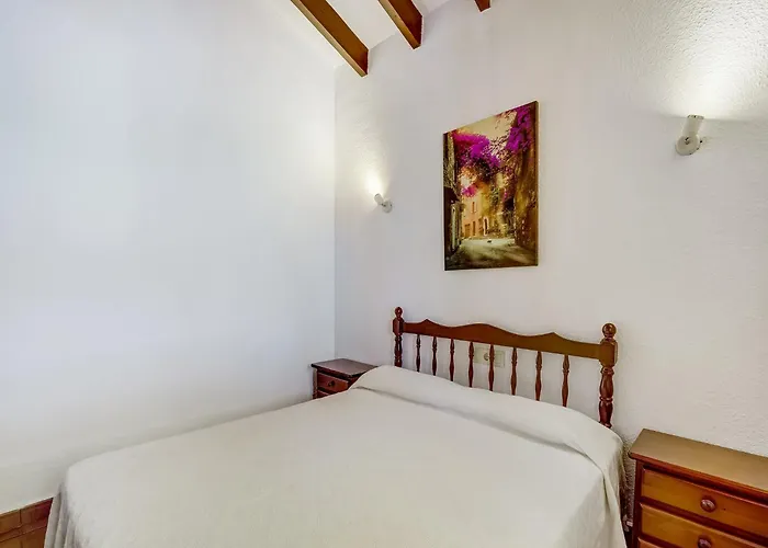 Sunny Family Villa, Villa