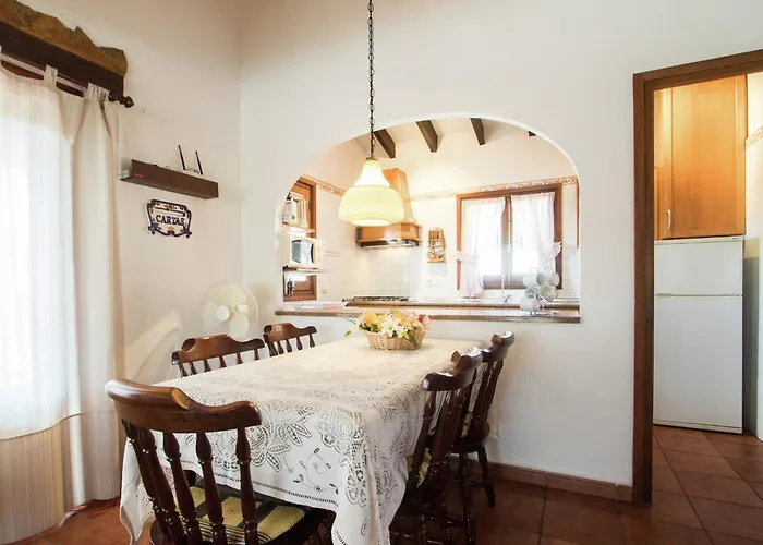 Villa Sunny Family Villa, *